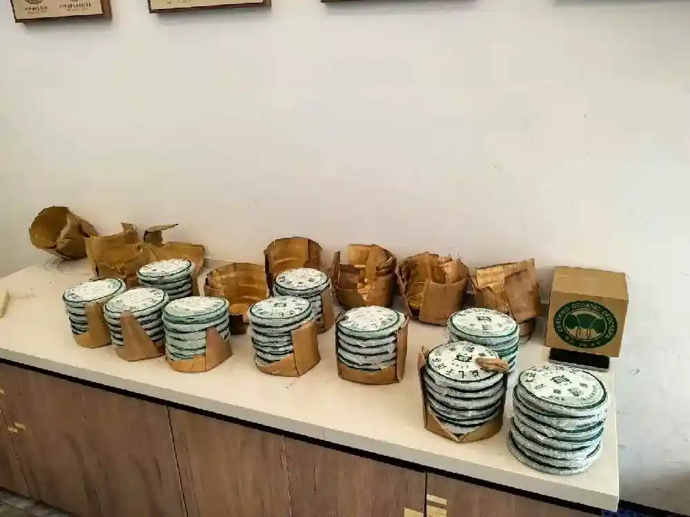 张家界普洱茶回收平台电话号码是多少?